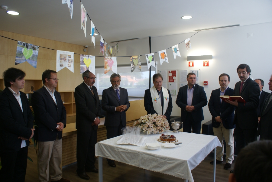 Benção Creche Associação Social e Desenvolvimento da Vila de Anta